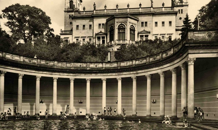 Römisches Bad Schloss Albrechtsberg